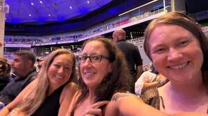 BRAD PAISLEY LIVE