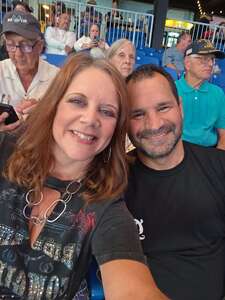 BRAD PAISLEY LIVE