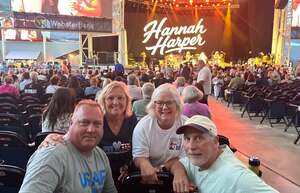 BRAD PAISLEY LIVE