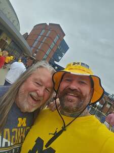 Michigan Wolverines - NCAA Football vs Oklahoma Sooners