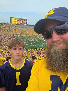 Michigan Wolverines - NCAA Football vs Oklahoma Sooners
