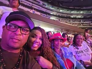 The R&B Tour - Starring Usher Raymond & Chris Brown
