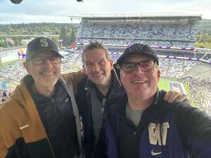 Washington Huskies - NCAA Football vs Iowa Hawkeyes