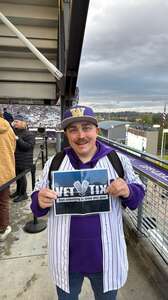 Washington Huskies - NCAA Football vs Iowa Hawkeyes