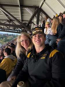 Washington Huskies - NCAA Football vs Iowa Hawkeyes