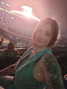 Kacey Musgraves - Middle of Nowhere Tour 