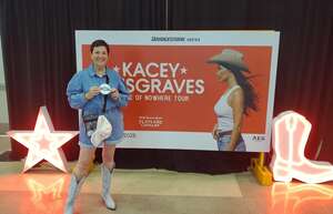 Kacey Musgraves - Middle of Nowhere Tour 