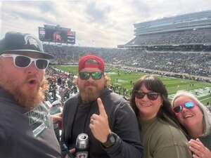 Michigan State Spartans - NCAA Football vs Illinois Fighting Illini