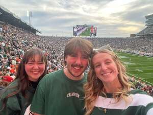 Michigan State Spartans - NCAA Football vs Illinois Fighting Illini