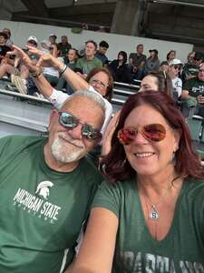 Michigan State Spartans - NCAA Football vs Illinois Fighting Illini