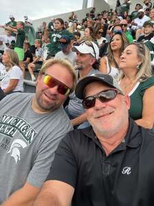 Michigan State Spartans - NCAA Football vs Illinois Fighting Illini