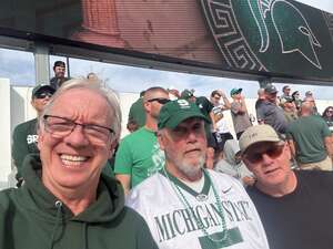 Michigan State Spartans - NCAA Football vs Illinois Fighting Illini