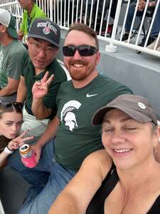 Michigan State Spartans - NCAA Football vs Illinois Fighting Illini