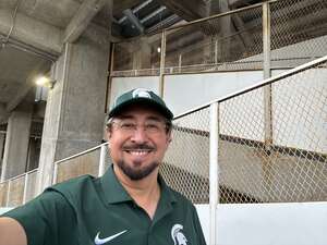 Michigan State Spartans - NCAA Football vs Illinois Fighting Illini
