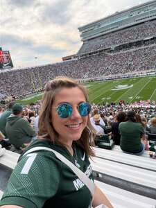 Michigan State Spartans - NCAA Football vs Illinois Fighting Illini