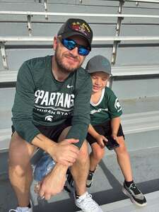 Michigan State Spartans - NCAA Football vs Illinois Fighting Illini