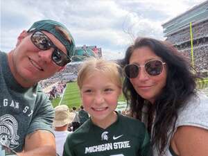 Michigan State Spartans - NCAA Football vs Illinois Fighting Illini