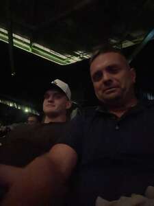 BRAD PAISLEY LIVE