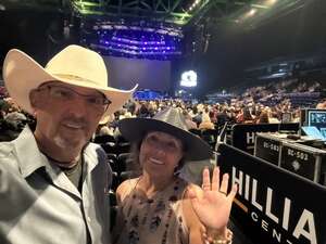 BRAD PAISLEY LIVE