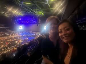 BRAD PAISLEY LIVE