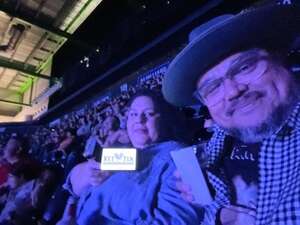 BRAD PAISLEY LIVE