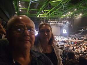 BRAD PAISLEY LIVE
