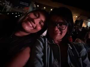BRAD PAISLEY LIVE