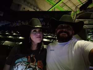 BRAD PAISLEY LIVE