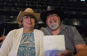 BRAD PAISLEY LIVE