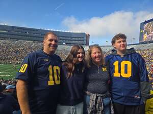 Michigan Wolverines - NCAA Football vs Indiana Hoosiers