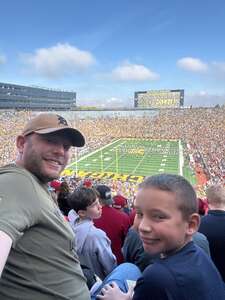 Michigan Wolverines - NCAA Football vs Indiana Hoosiers