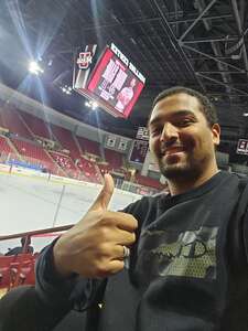 UMass Minutemen - NCAA Men's Hockey vs Northeastern Huskies