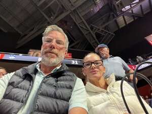UConn Huskies - NCAA Men's Basketball vs Syracuse Orange
