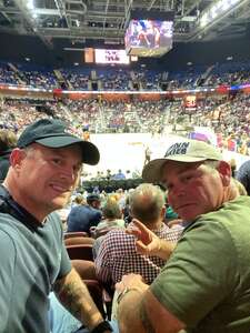 UConn Huskies - NCAA Men's Basketball vs Syracuse Orange