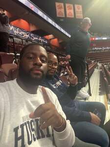 UConn Huskies - NCAA Men's Basketball vs Syracuse Orange