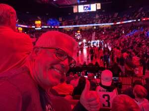 UConn Huskies - NCAA Men's Basketball vs Syracuse Orange