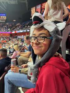 UConn Huskies - NCAA Men's Basketball vs Syracuse Orange