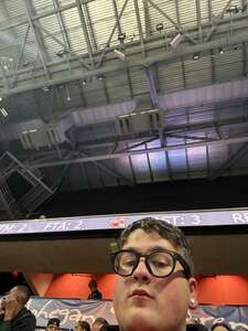 UConn Huskies - NCAA Men's Basketball vs Syracuse Orange