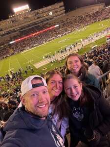 UConn Huskies - NCAA Football vs UMass Minutemen