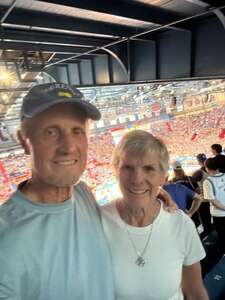 Kansas Jayhawks - NCAA Men's Basketball vs Louisville Cardinals