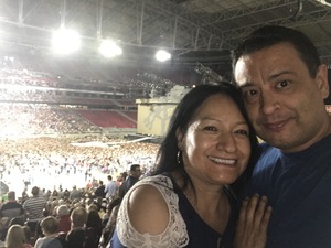 U2 the Joshua Tree Tour 2017 - Opening: Beck - Live in Concert