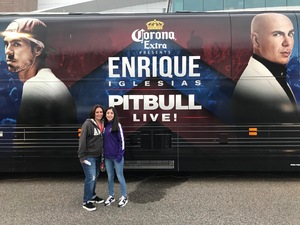 Enrique Iglesias & Pitbull - Live