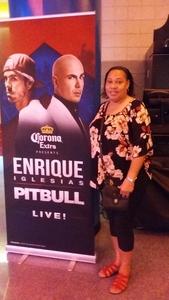Enrique Iglesias & Pitbull - Live