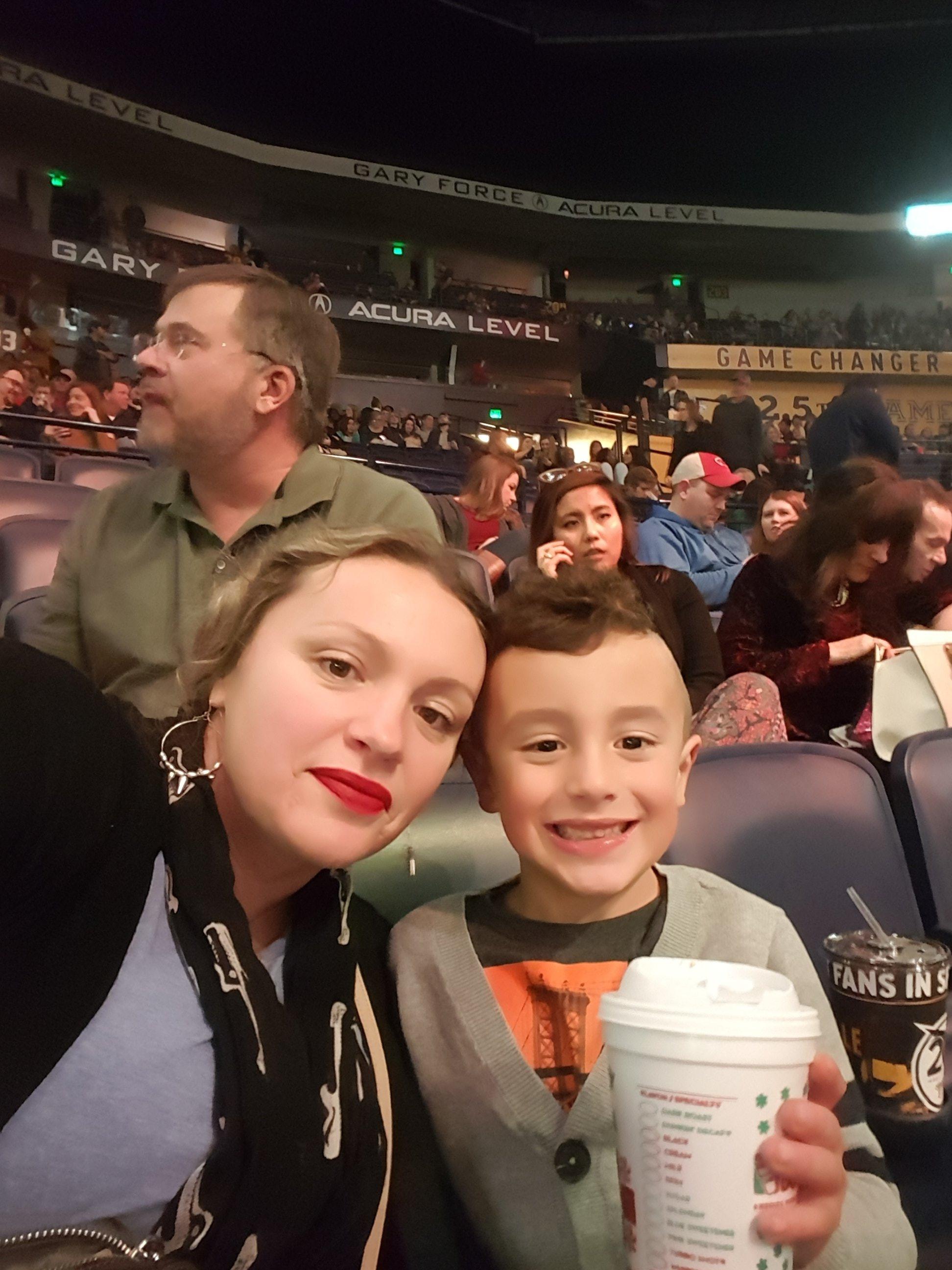 Cirque Holiday Musica Presents Believe
