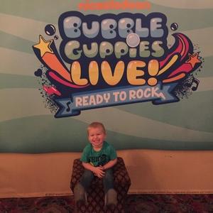 Bubble Guppies Live!