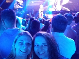 Brad Paisley - Weekend Warrior World Tour With Dustin Lynch, Chase Bryant and Lindsay Ell