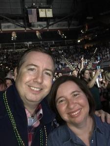 Brad Paisley - Weekend Warrior World Tour With Dustin Lynch, Chase Bryant and Lindsay Ell