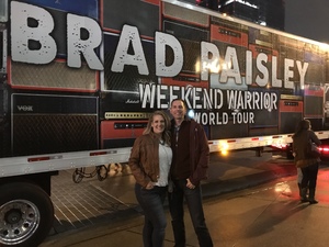 Brad Paisley - Weekend Warrior World Tour With Dustin Lynch, Chase Bryant and Lindsay Ell