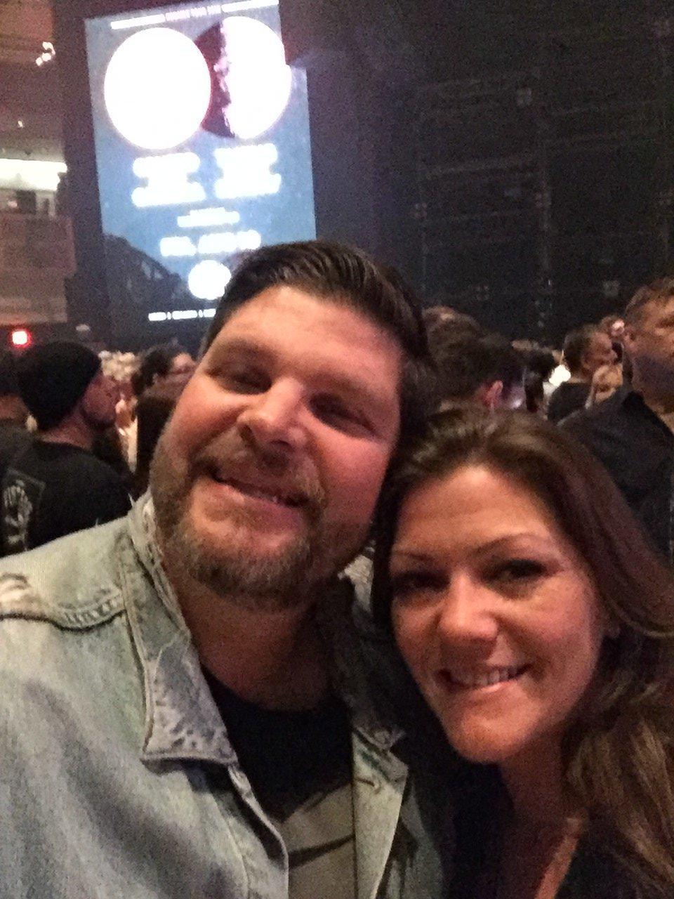 Reba and Brooks & Dunn - Live in Vegas
